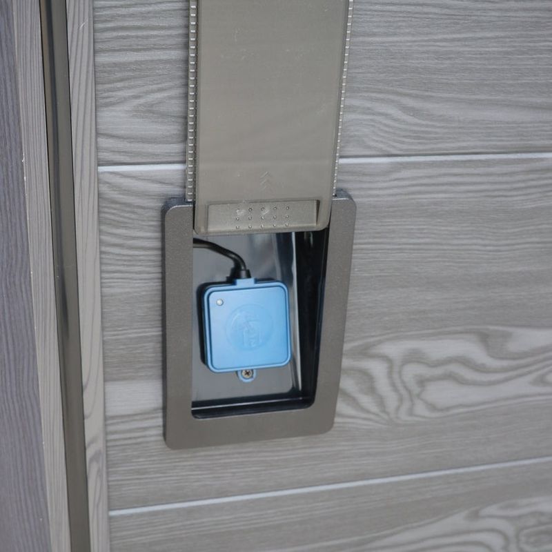 H2O Tubs 6000 Series 32A Eco Range Hot Tub Close Up Socket