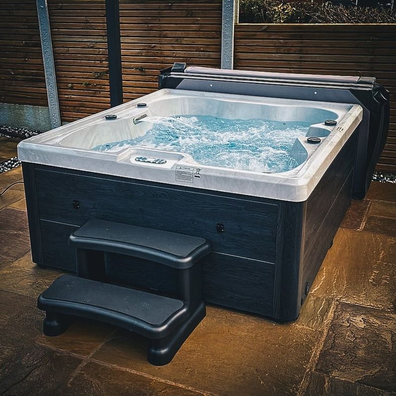 H2O Tubs 13A Plug and Play Pure Bliss Hot Tub Customer Photo Front View